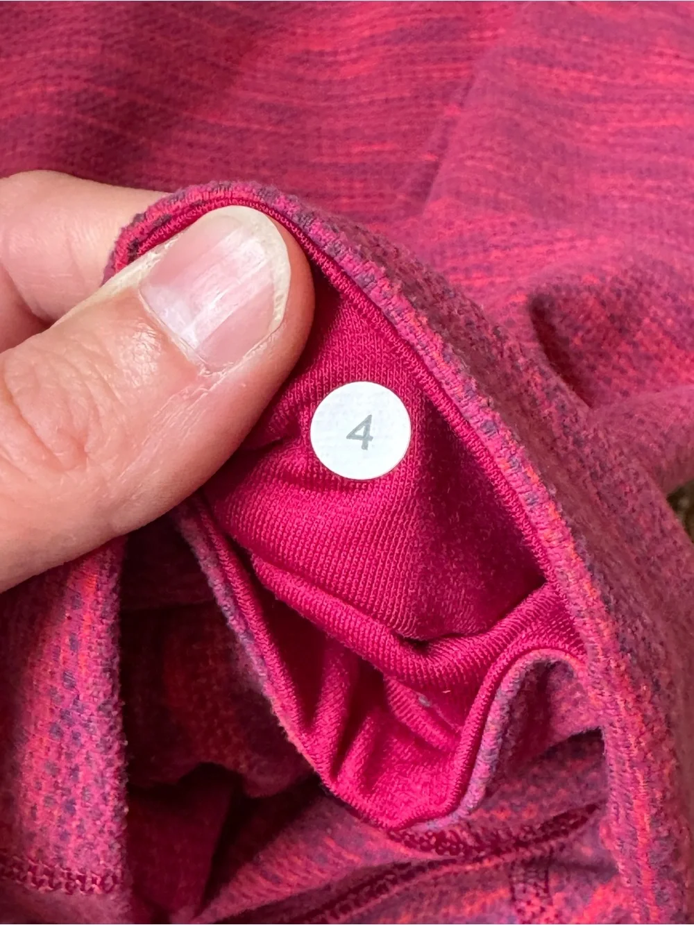 Lululemon Leggings Women’s Size 4 Pink Heathered Crop Capri Yoga Running Pants